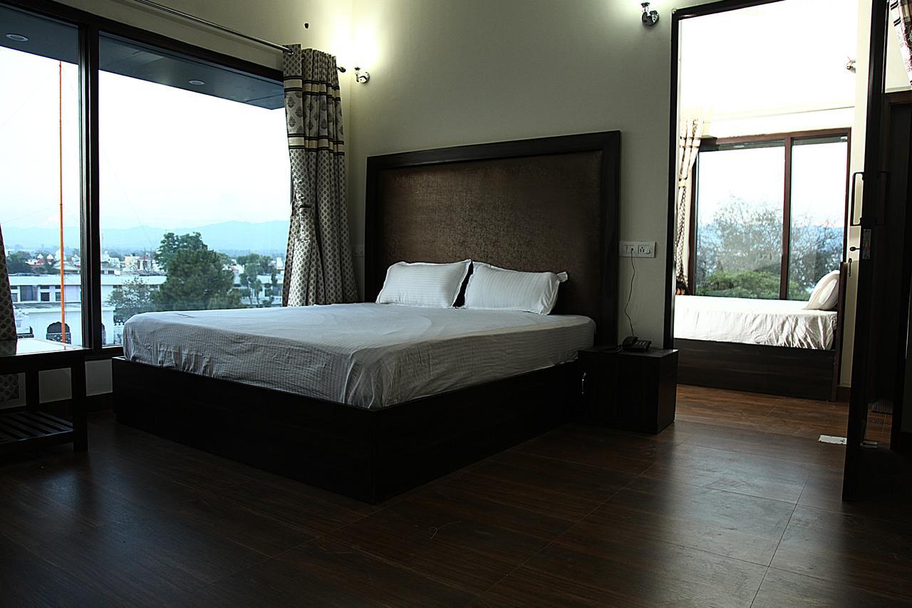 Hotel Temple View Inn Anandpur Sahib Екстер'єр фото