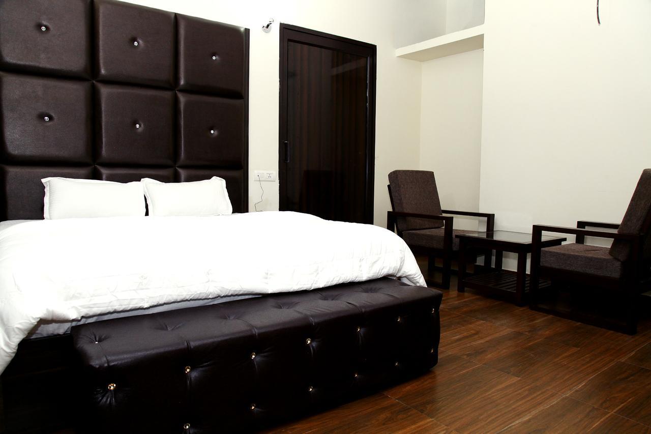 Hotel Temple View Inn Anandpur Sahib Екстер'єр фото