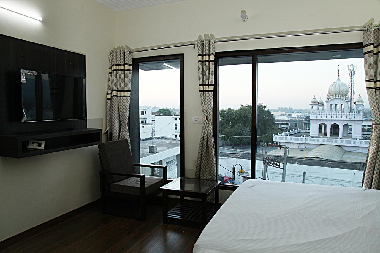 Hotel Temple View Inn Anandpur Sahib Екстер'єр фото