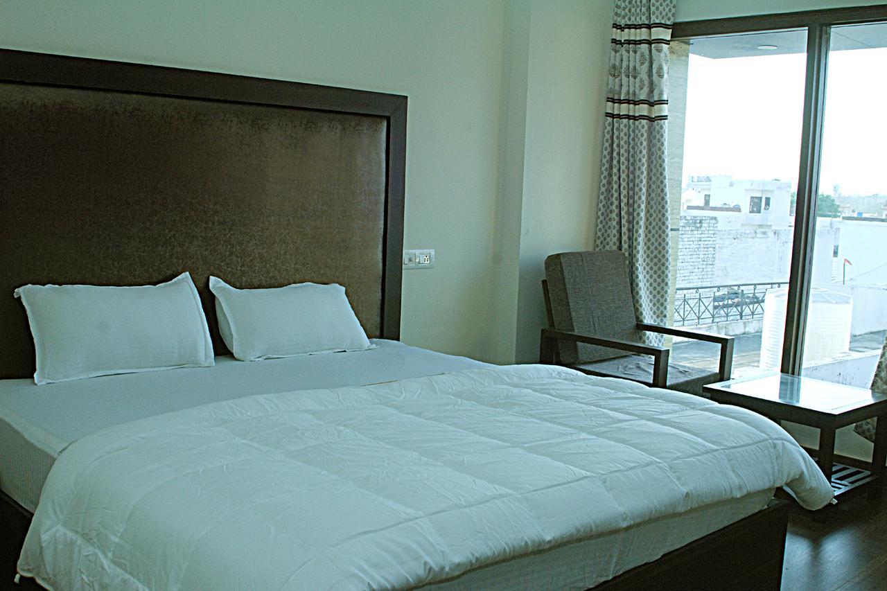 Hotel Temple View Inn Anandpur Sahib Екстер'єр фото